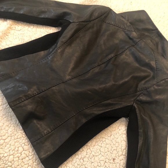 VINCE Genuine Leather Scuba Jacket - Picture 6 of 8